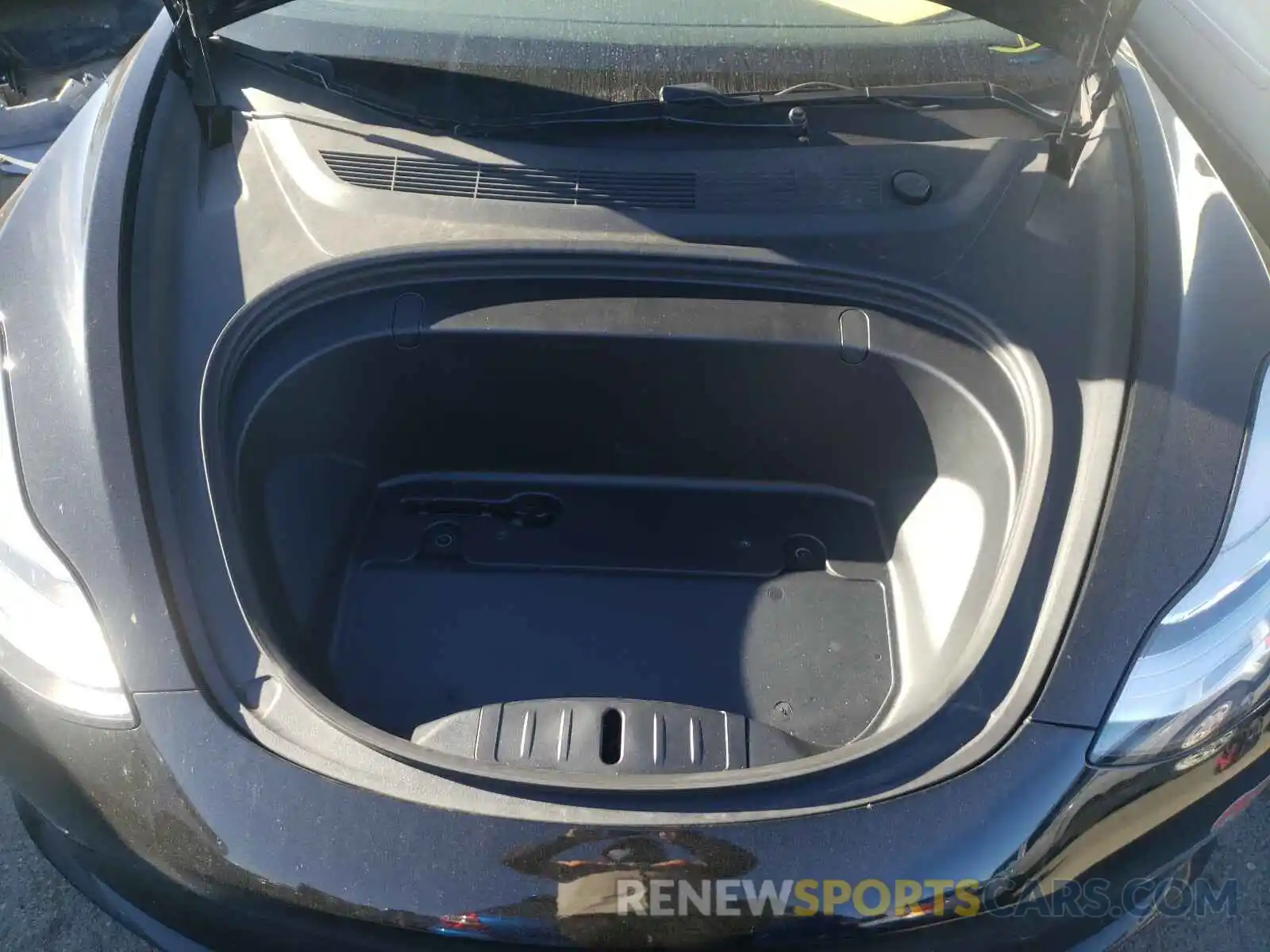 7 Photograph of a damaged car 5YJ3E1EB2KF433614 TESLA MODEL 3 2019