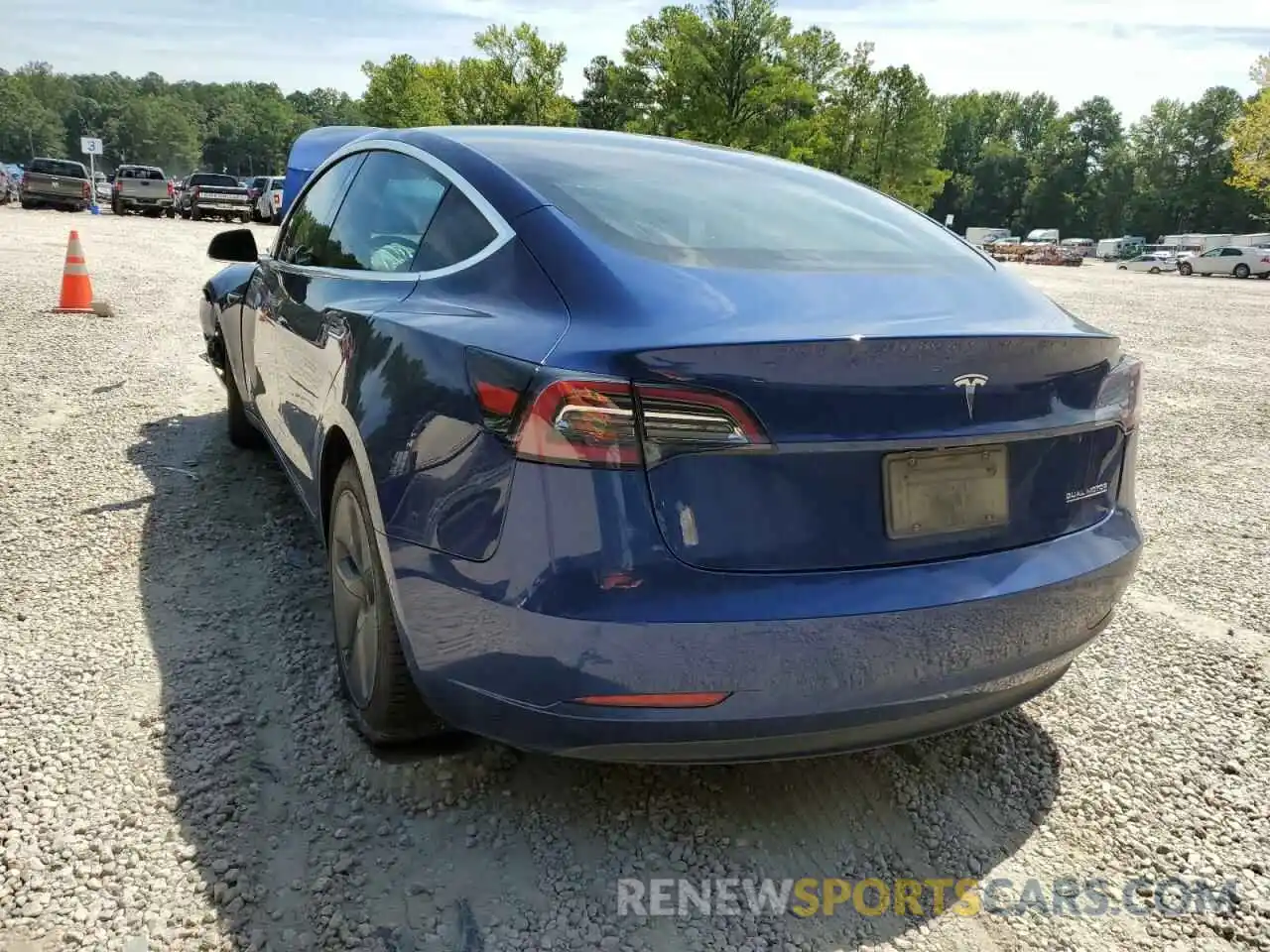 3 Photograph of a damaged car 5YJ3E1EB2KF437338 TESLA MODEL 3 2019