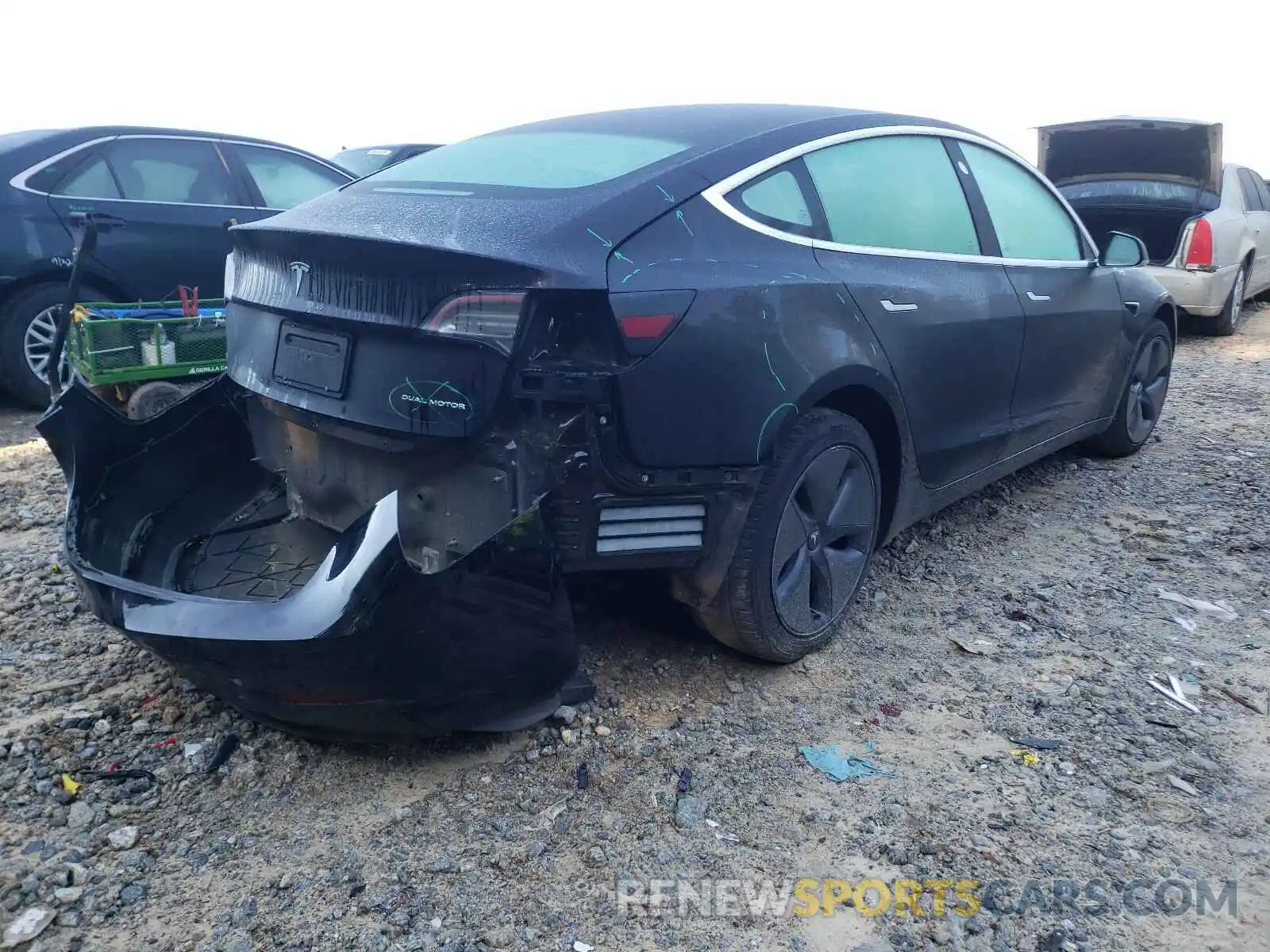 4 Фотография поврежденного автомобиля 5YJ3E1EB2KF450641 TESLA MODEL 3 2019