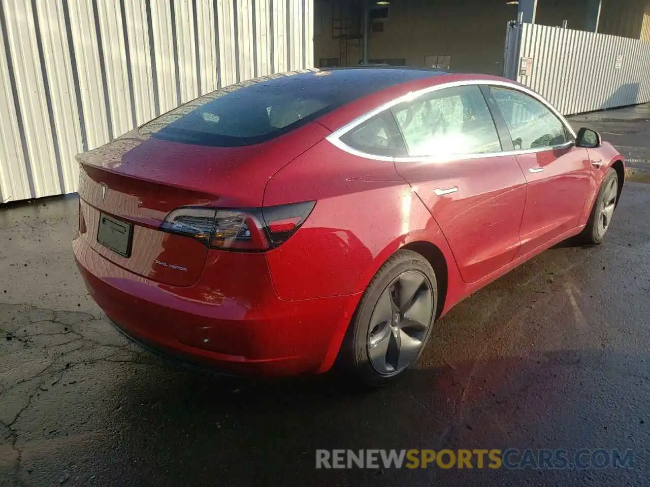 4 Photograph of a damaged car 5YJ3E1EB2KF464829 TESLA MODEL 3 2019