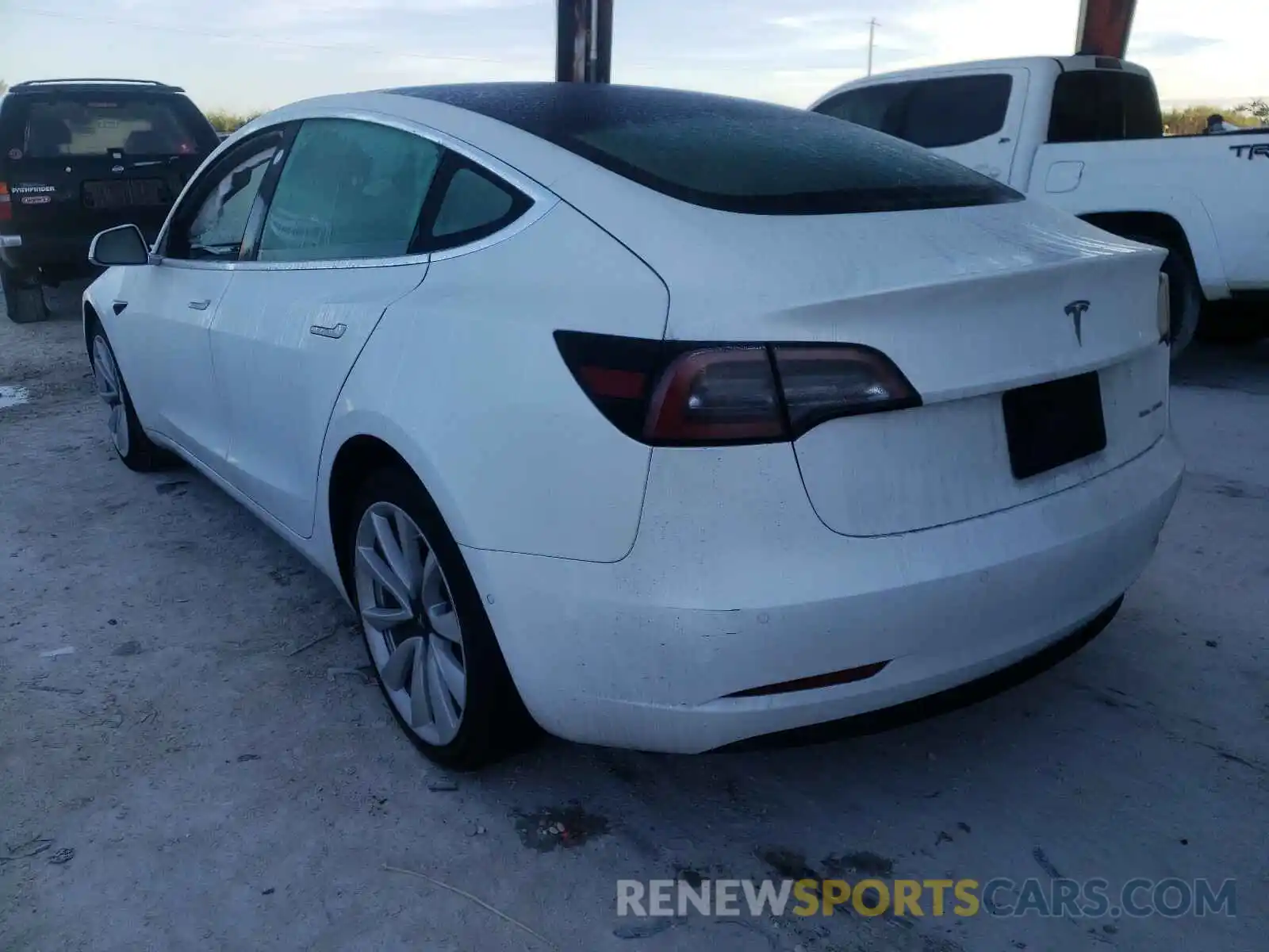 3 Photograph of a damaged car 5YJ3E1EB2KF494784 TESLA MODEL 3 2019