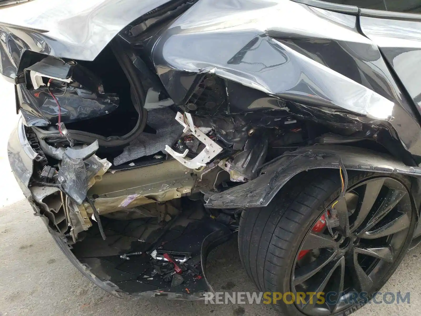 9 Photograph of a damaged car 5YJ3E1EB2KF514211 TESLA MODEL 3 2019