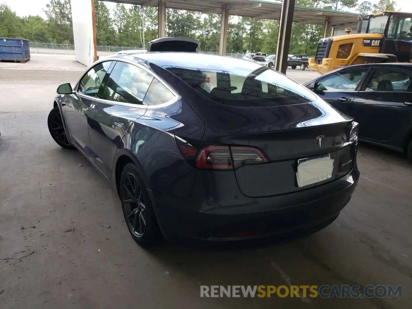 3 Photograph of a damaged car 5YJ3E1EB2KF520736 TESLA MODEL 3 2019