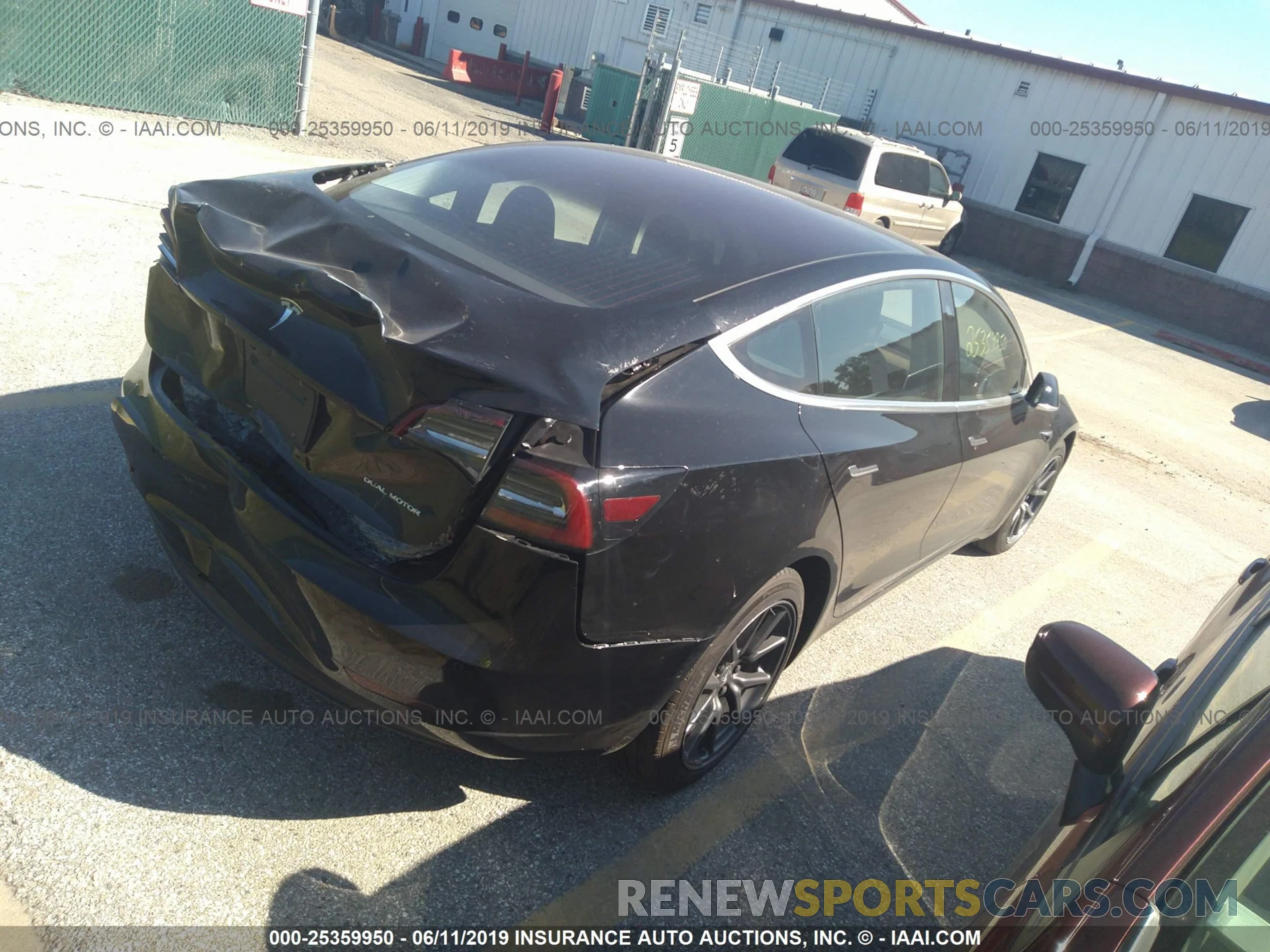 4 Photograph of a damaged car 5YJ3E1EB3KF178732 TESLA MODEL 3 2019