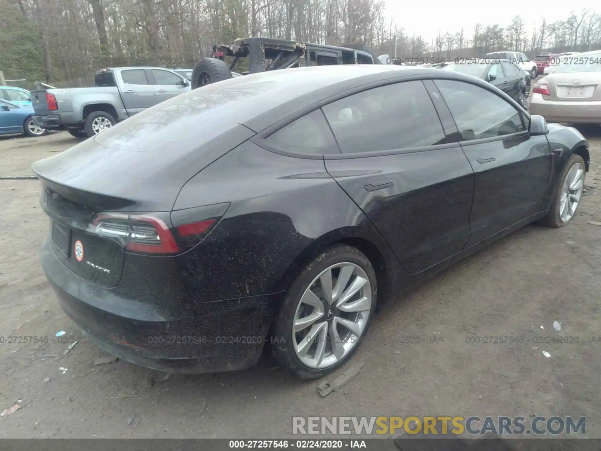 4 Фотография поврежденного автомобиля 5YJ3E1EB3KF191884 TESLA MODEL 3 2019