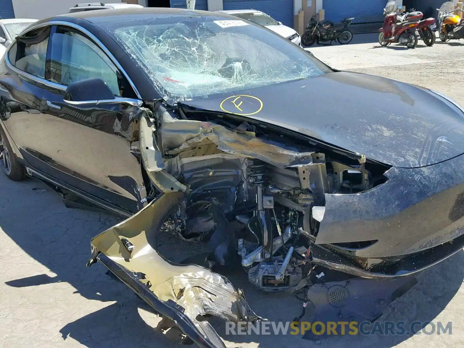 9 Photograph of a damaged car 5YJ3E1EB3KF209185 TESLA MODEL 3 2019