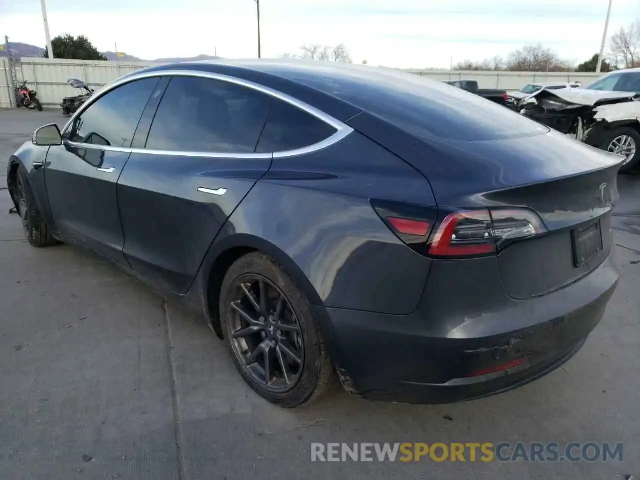 3 Photograph of a damaged car 5YJ3E1EB3KF209719 TESLA MODEL 3 2019