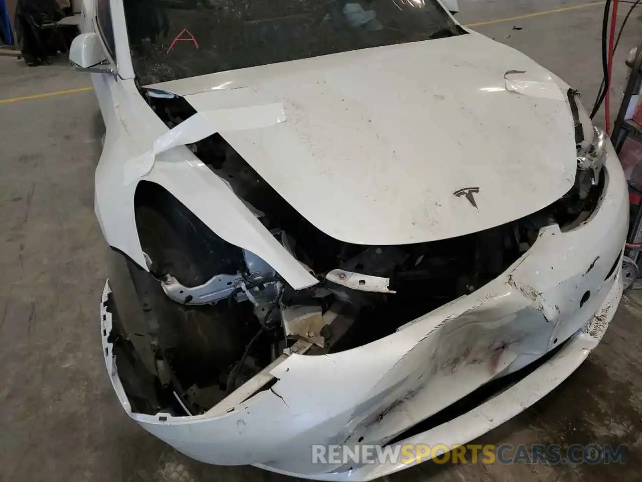 9 Photograph of a damaged car 5YJ3E1EB3KF211437 TESLA MODEL 3 2019