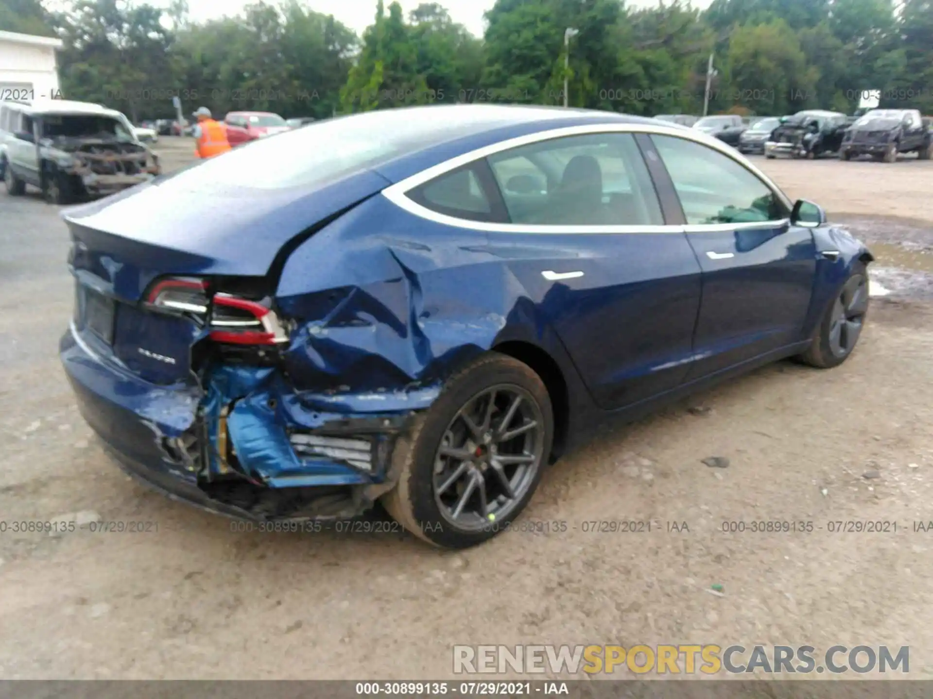 4 Photograph of a damaged car 5YJ3E1EB3KF359524 TESLA MODEL 3 2019