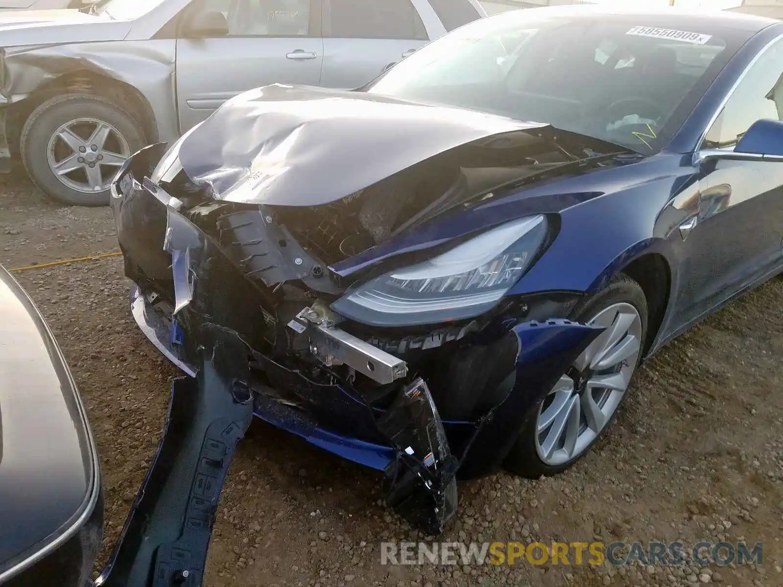 10 Photograph of a damaged car 5YJ3E1EB3KF365565 TESLA MODEL 3 2019