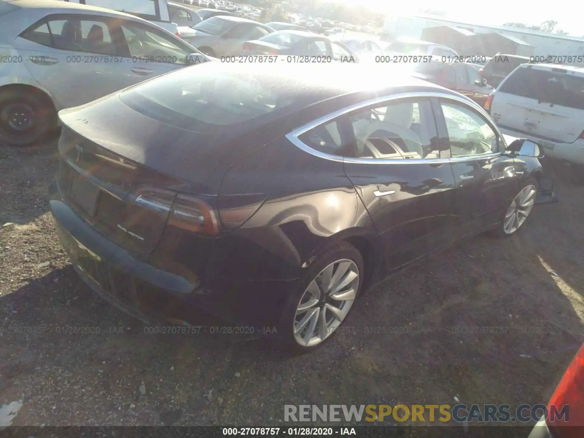 4 Photograph of a damaged car 5YJ3E1EB3KF365940 TESLA MODEL 3 2019