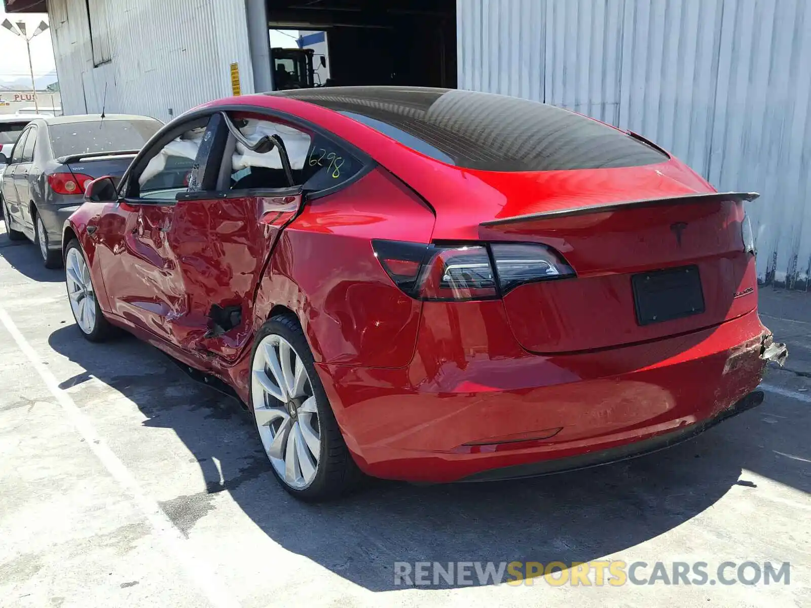 3 Photograph of a damaged car 5YJ3E1EB3KF368031 TESLA MODEL 3 2019