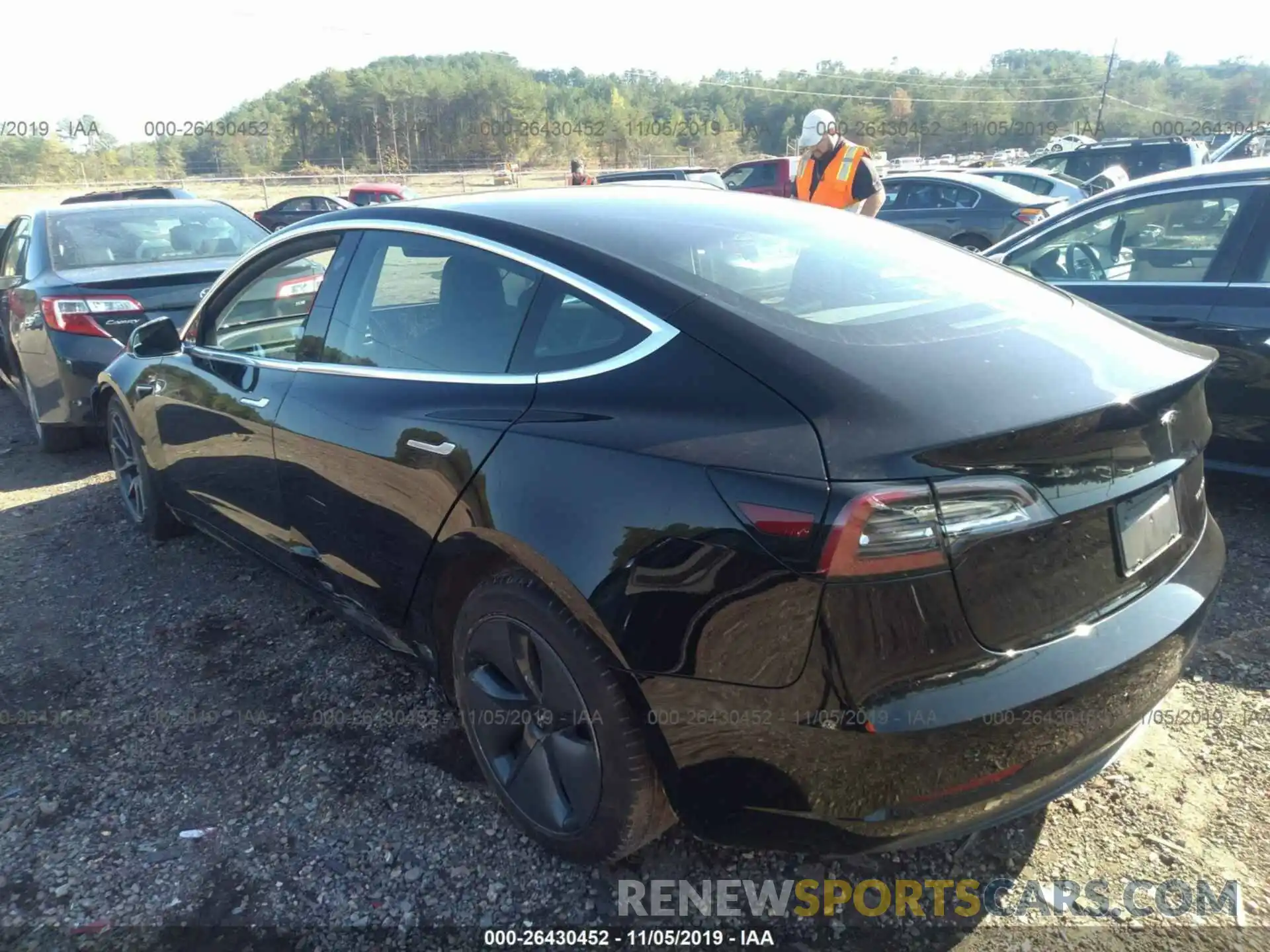 3 Photograph of a damaged car 5YJ3E1EB3KF384634 TESLA MODEL 3 2019