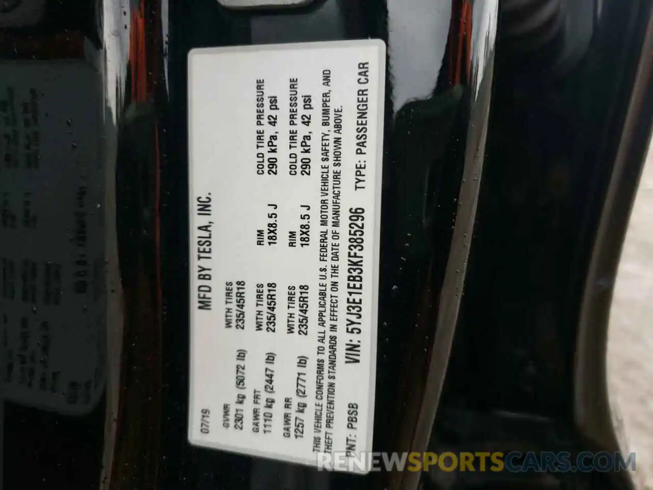 10 Photograph of a damaged car 5YJ3E1EB3KF385296 TESLA MODEL 3 2019