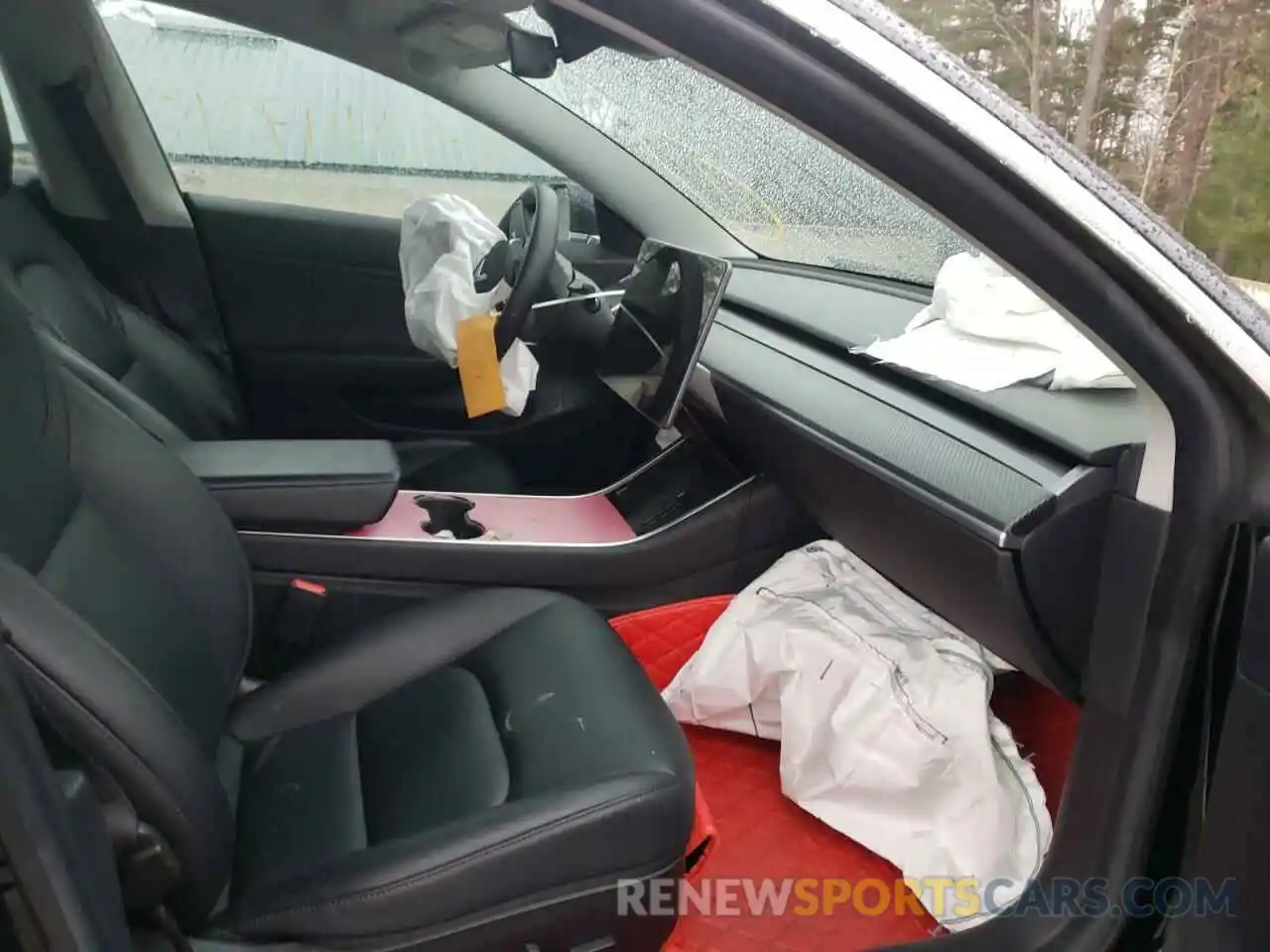 5 Photograph of a damaged car 5YJ3E1EB3KF385296 TESLA MODEL 3 2019