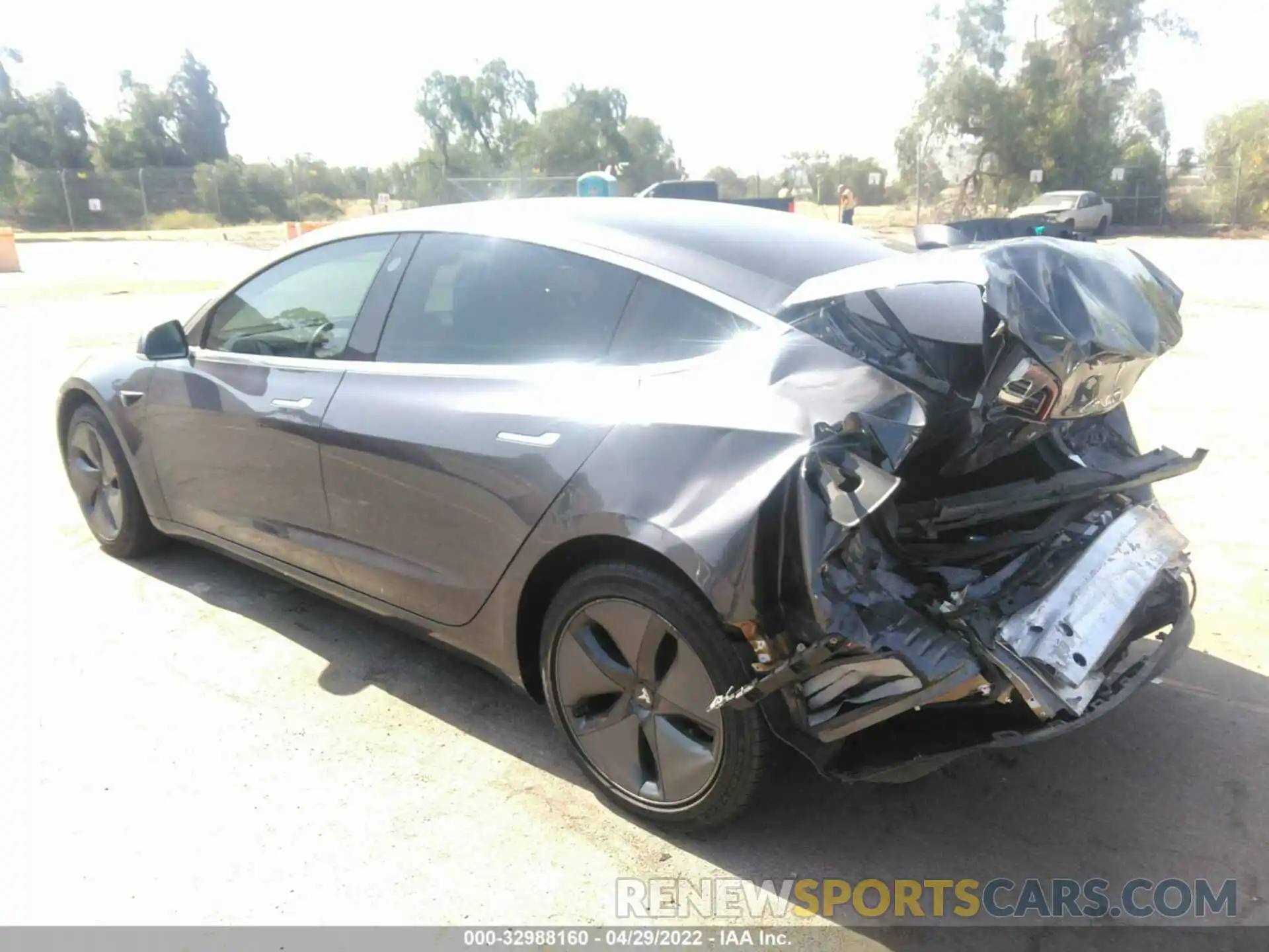 3 Photograph of a damaged car 5YJ3E1EB3KF386349 TESLA MODEL 3 2019