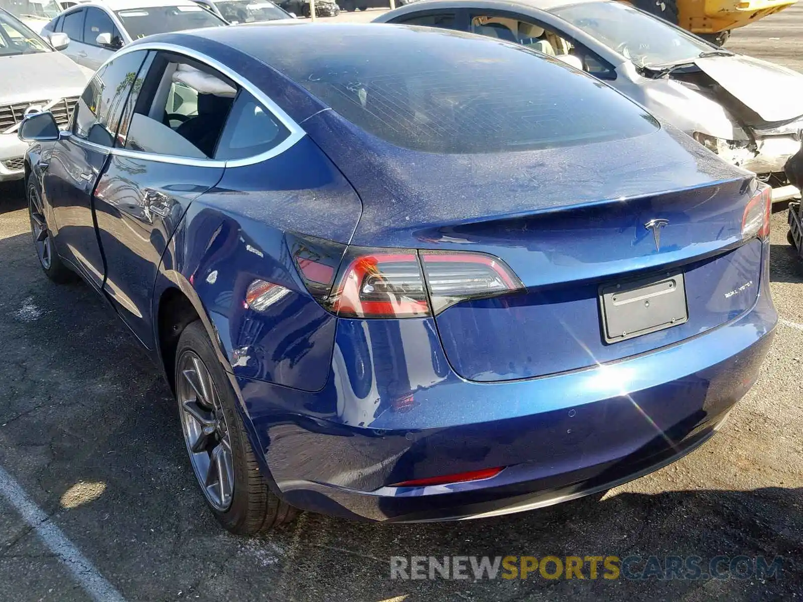 3 Photograph of a damaged car 5YJ3E1EB3KF387856 TESLA MODEL 3 2019