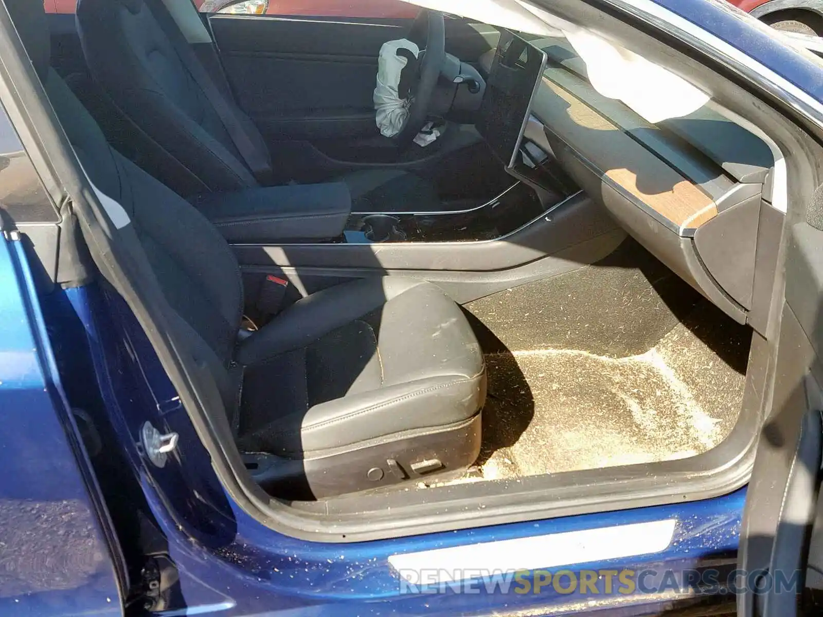 5 Photograph of a damaged car 5YJ3E1EB3KF387856 TESLA MODEL 3 2019