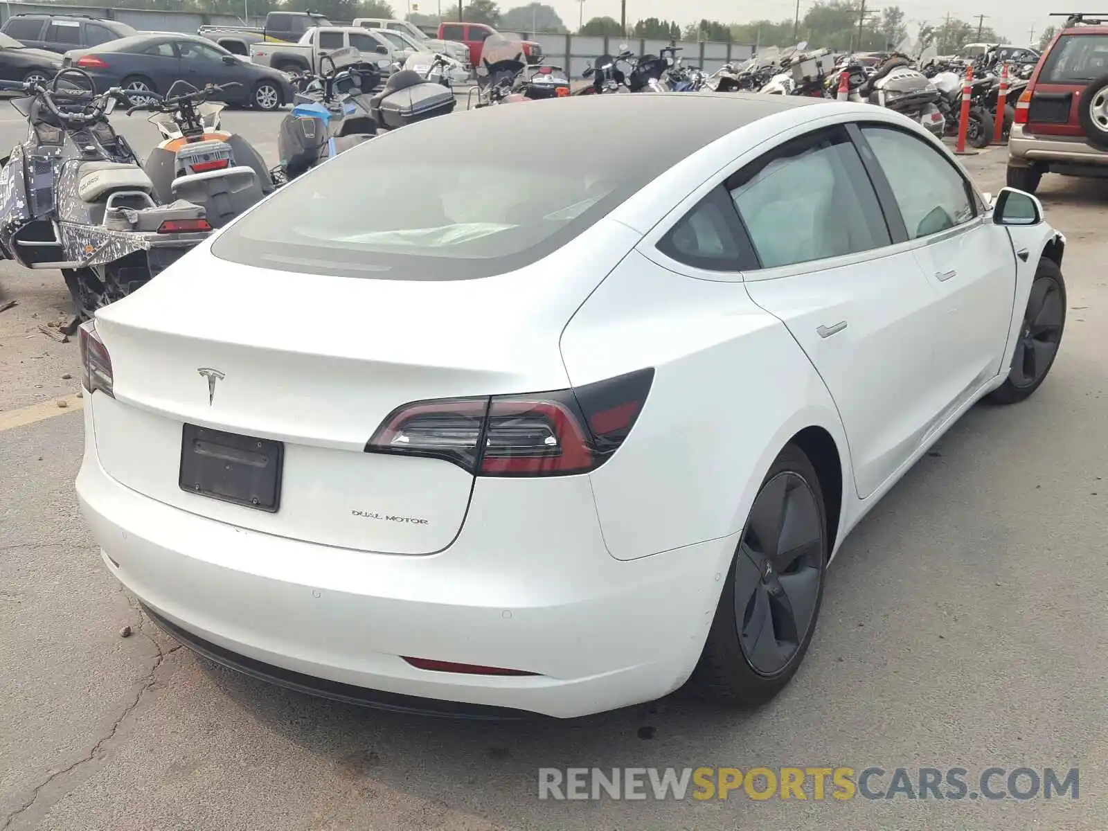 4 Photograph of a damaged car 5YJ3E1EB3KF388019 TESLA MODEL 3 2019