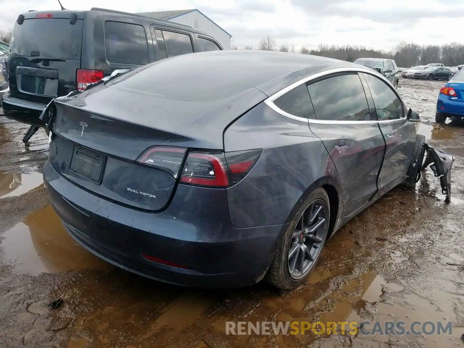 4 Photograph of a damaged car 5YJ3E1EB3KF390840 TESLA MODEL 3 2019