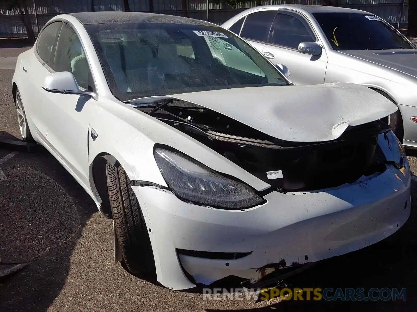 1 Photograph of a damaged car 5YJ3E1EB3KF392491 TESLA MODEL 3 2019