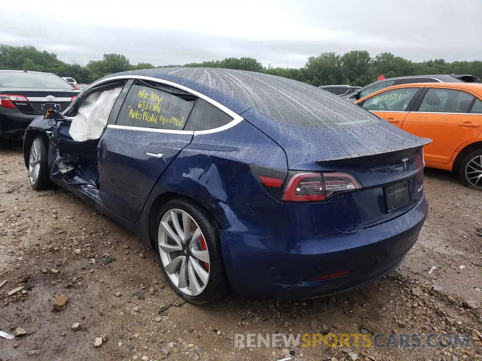 3 Photograph of a damaged car 5YJ3E1EB3KF393088 TESLA MODEL 3 2019