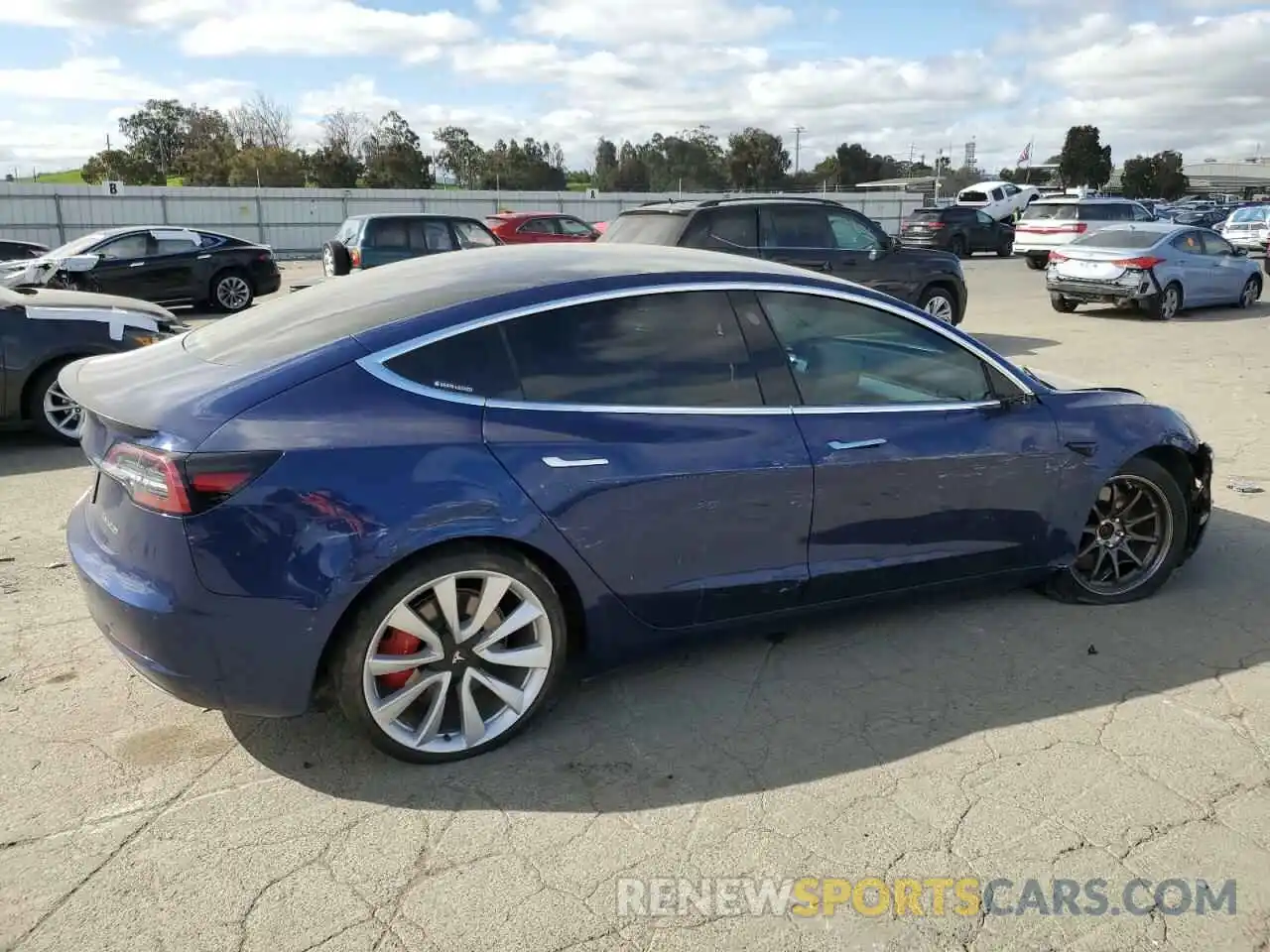 3 Photograph of a damaged car 5YJ3E1EB3KF393592 TESLA MODEL 3 2019