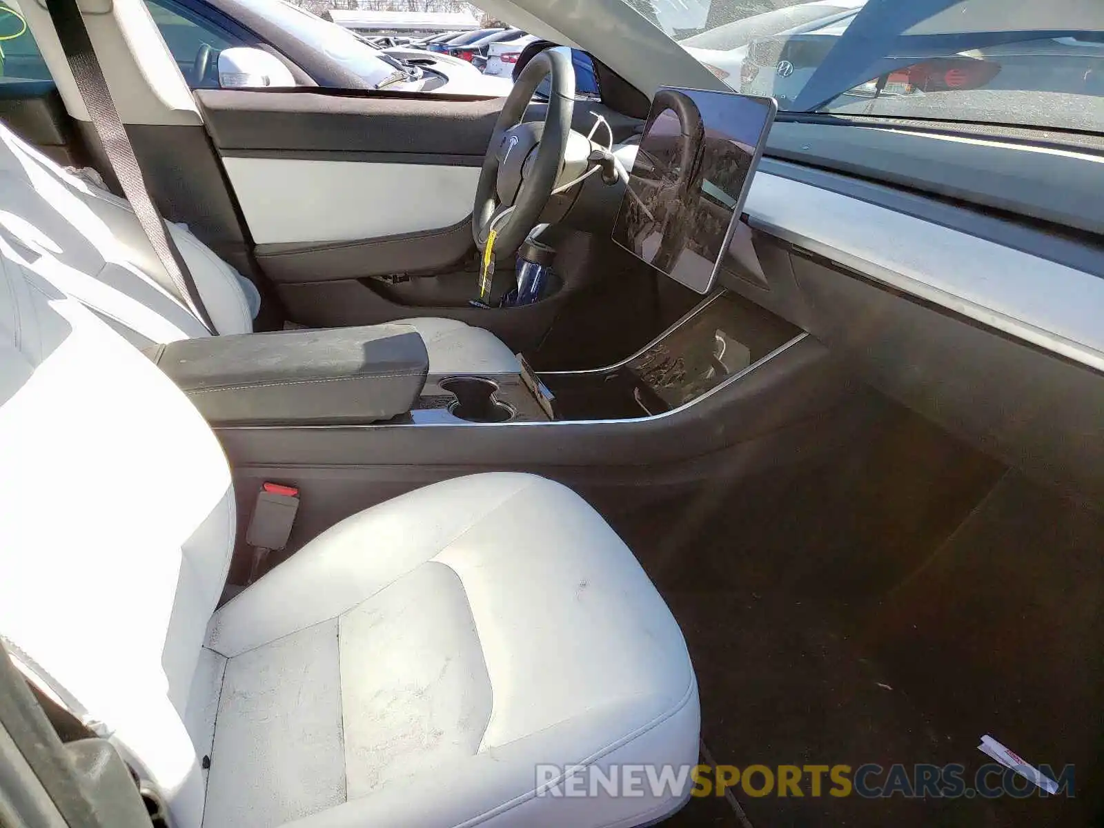 5 Photograph of a damaged car 5YJ3E1EB3KF407278 TESLA MODEL 3 2019