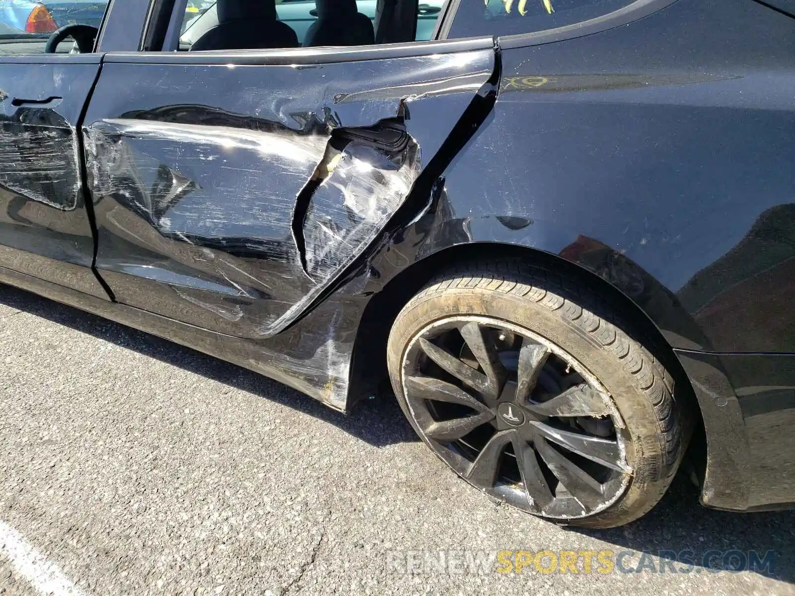 9 Photograph of a damaged car 5YJ3E1EB3KF413369 TESLA MODEL 3 2019