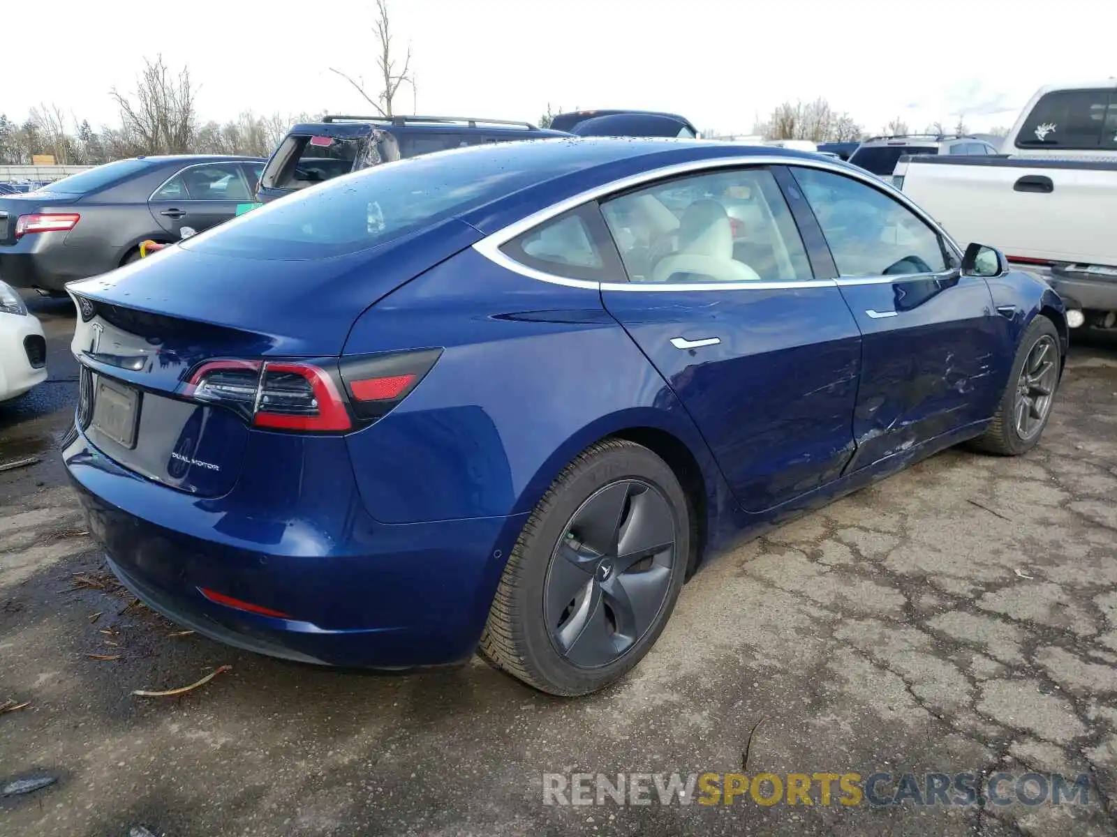 4 Photograph of a damaged car 5YJ3E1EB3KF421486 TESLA MODEL 3 2019