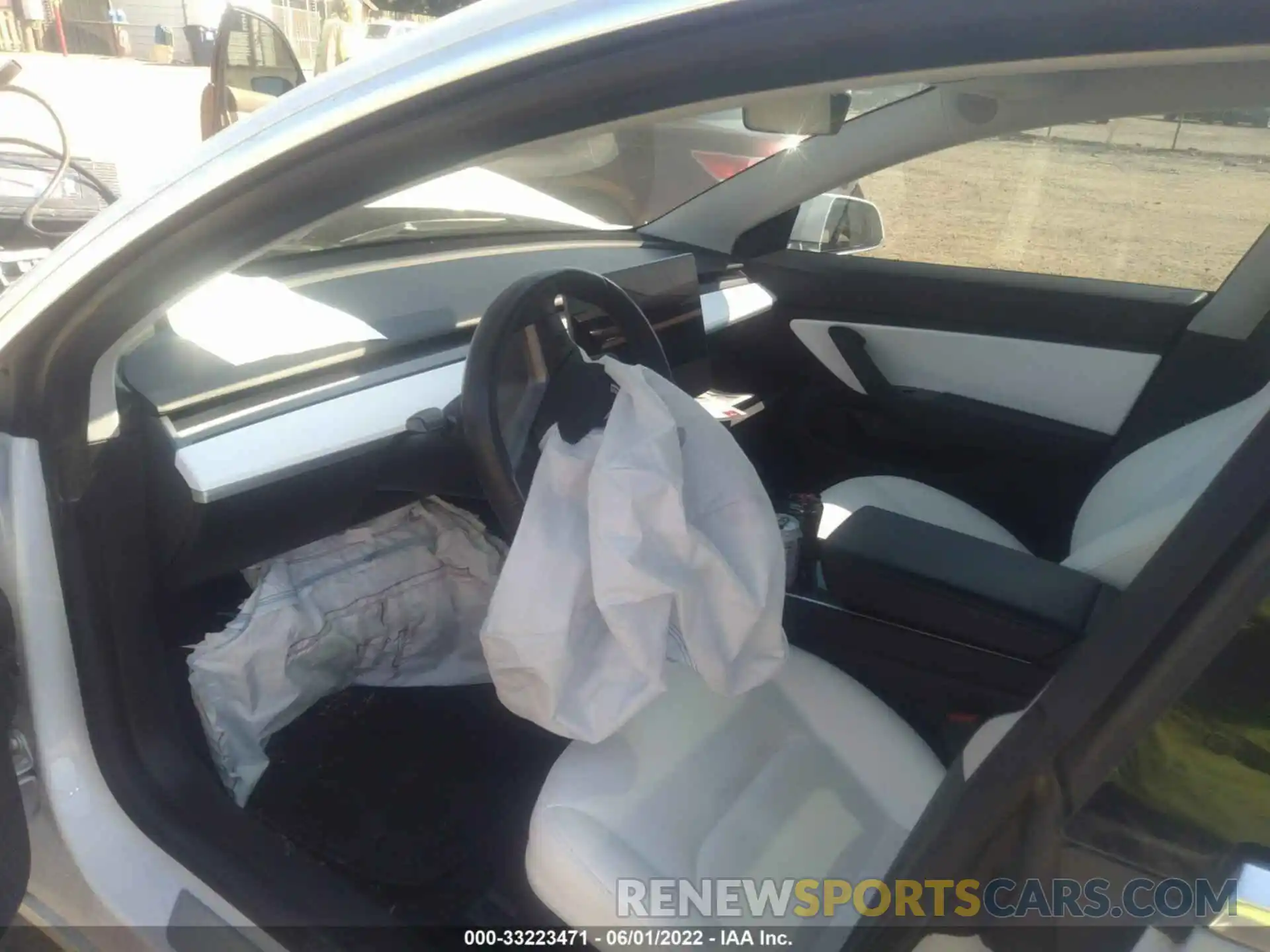 5 Photograph of a damaged car 5YJ3E1EB3KF422136 TESLA MODEL 3 2019