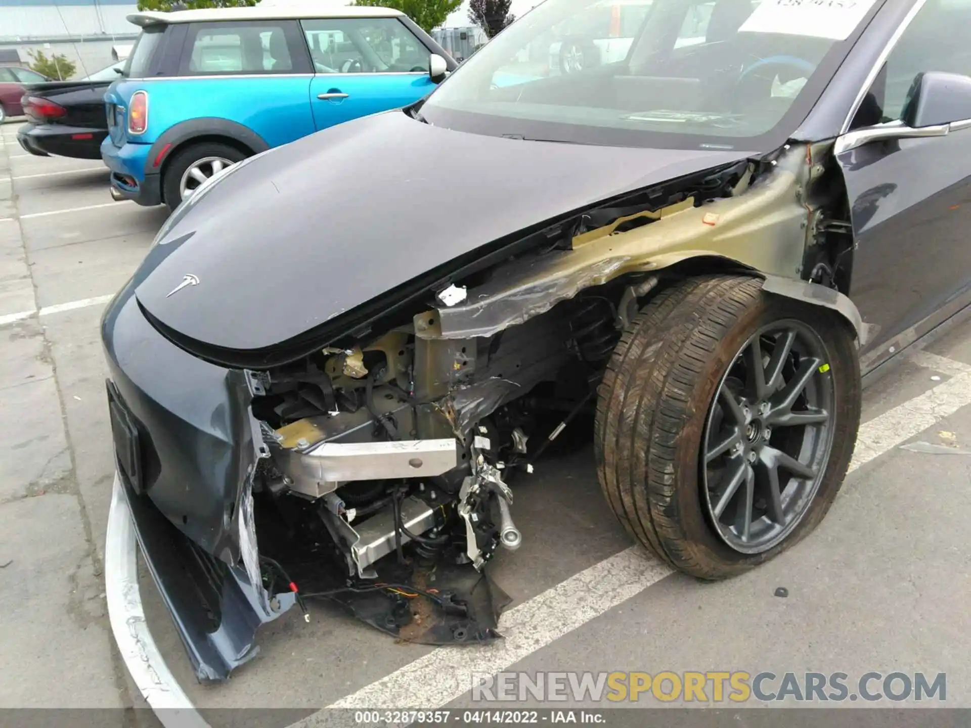 6 Photograph of a damaged car 5YJ3E1EB3KF432603 TESLA MODEL 3 2019