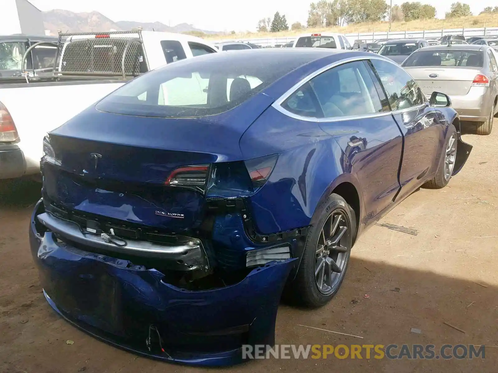 4 Photograph of a damaged car 5YJ3E1EB3KF437364 TESLA MODEL 3 2019