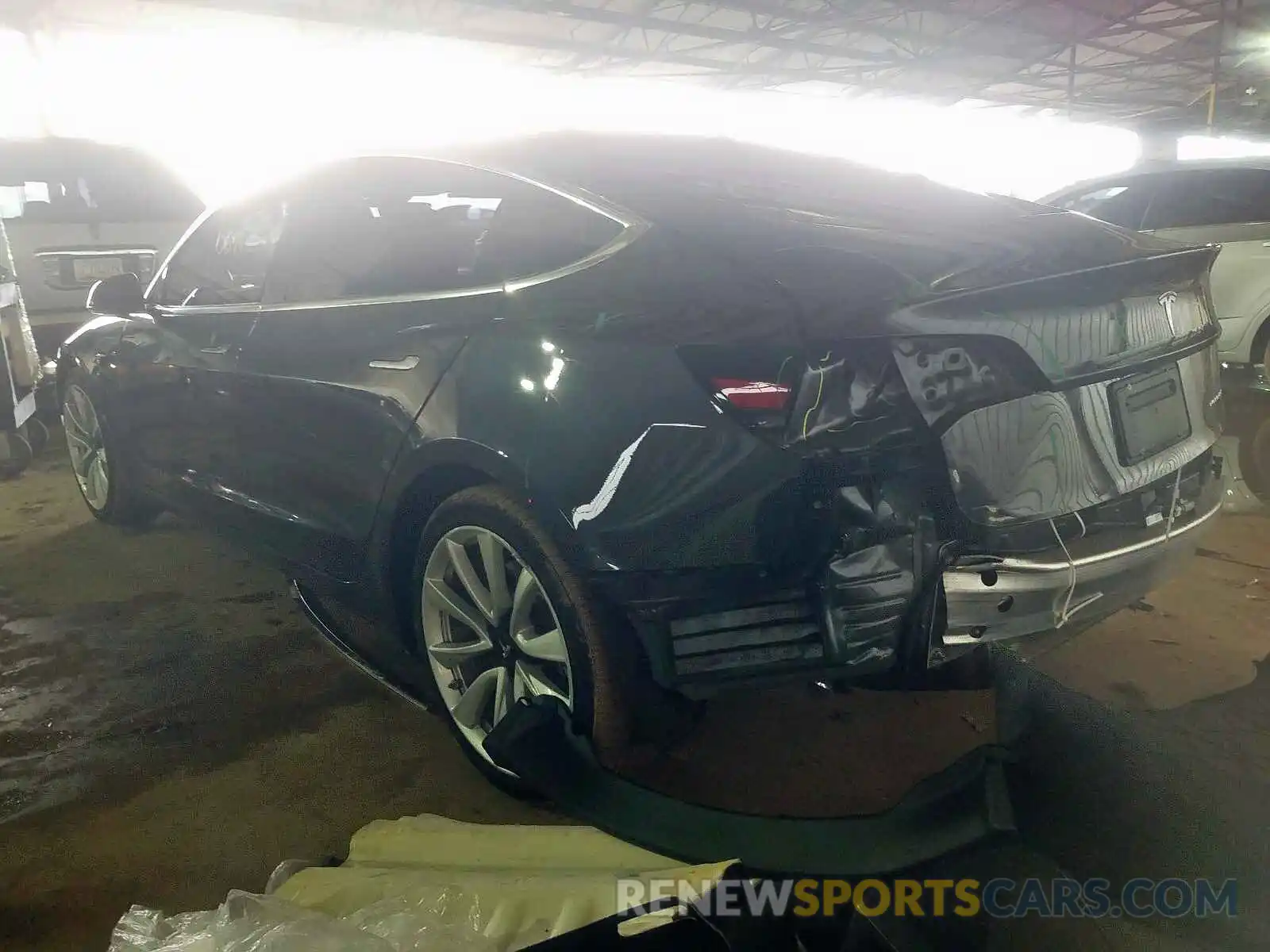 3 Photograph of a damaged car 5YJ3E1EB3KF437574 TESLA MODEL 3 2019