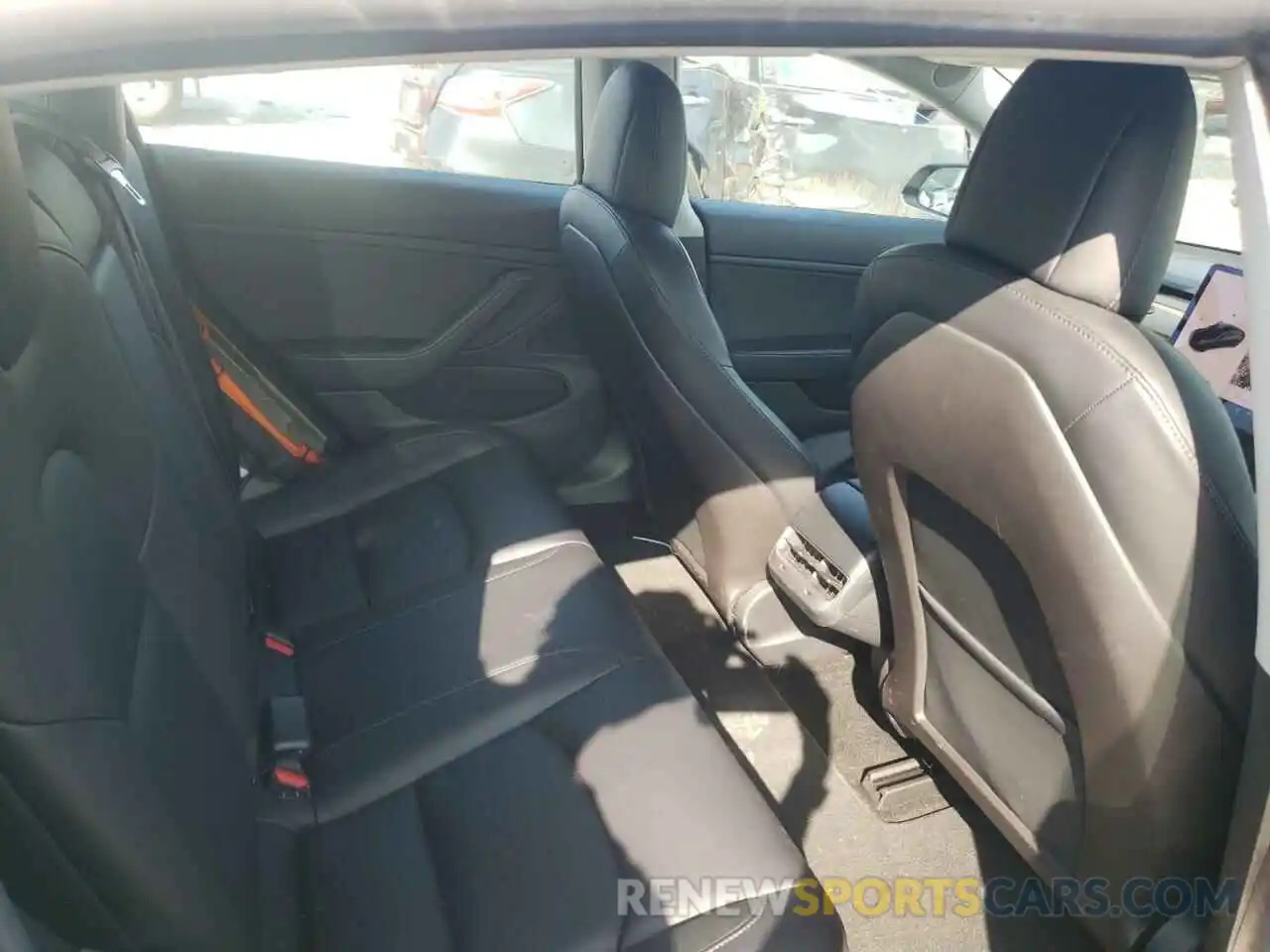 6 Photograph of a damaged car 5YJ3E1EB3KF441799 TESLA MODEL 3 2019