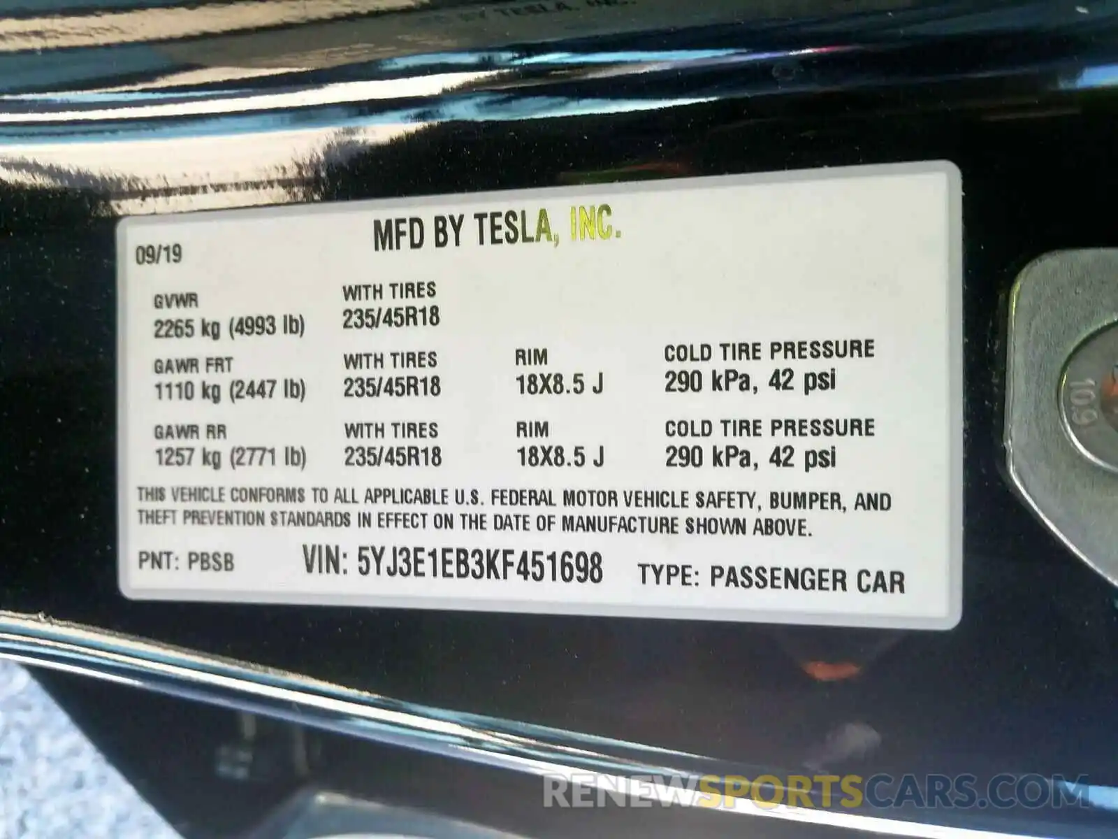 10 Photograph of a damaged car 5YJ3E1EB3KF451698 TESLA MODEL 3 2019