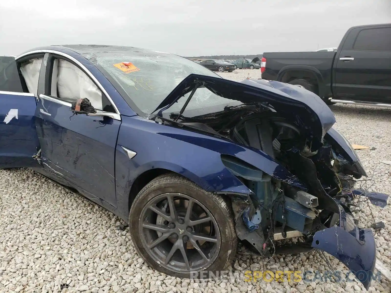 9 Photograph of a damaged car 5YJ3E1EB3KF452883 TESLA MODEL 3 2019