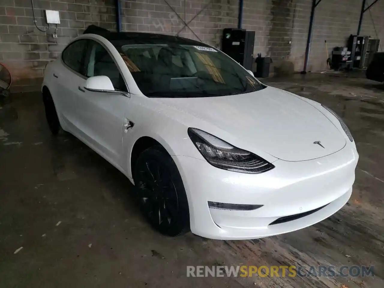 1 Photograph of a damaged car 5YJ3E1EB3KF469246 TESLA MODEL 3 2019