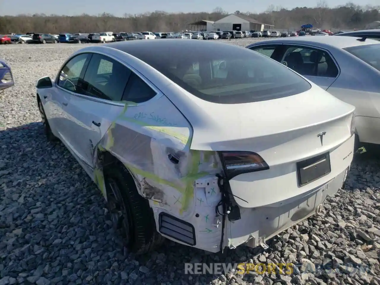 3 Photograph of a damaged car 5YJ3E1EB3KF469246 TESLA MODEL 3 2019