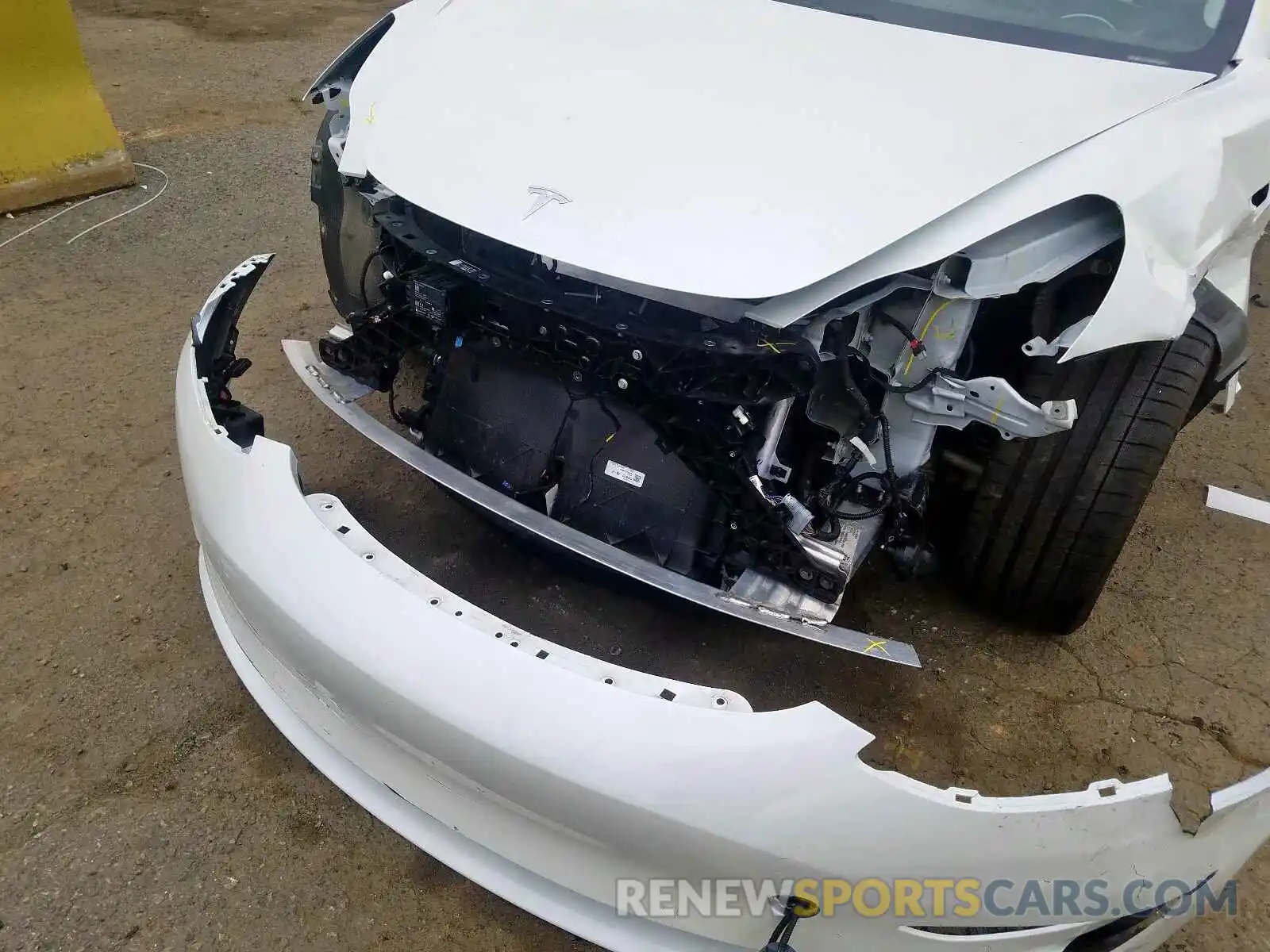 9 Photograph of a damaged car 5YJ3E1EB3KF486984 TESLA MODEL 3 2019