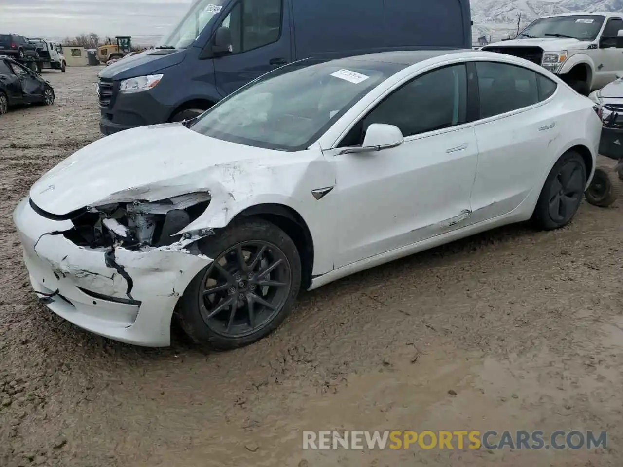 1 Photograph of a damaged car 5YJ3E1EB3KF511303 TESLA MODEL 3 2019