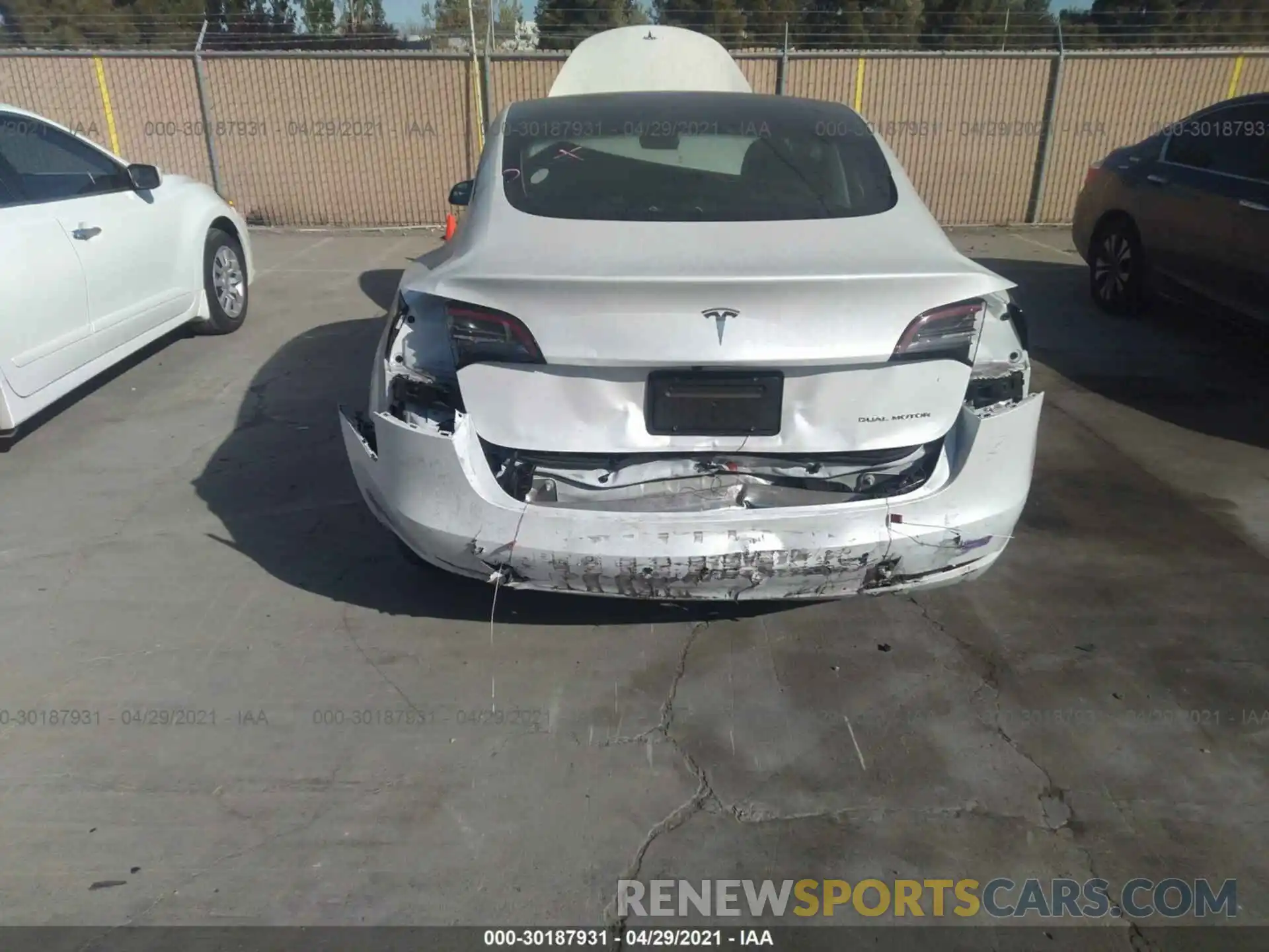 6 Photograph of a damaged car 5YJ3E1EB3KF512662 TESLA MODEL 3 2019