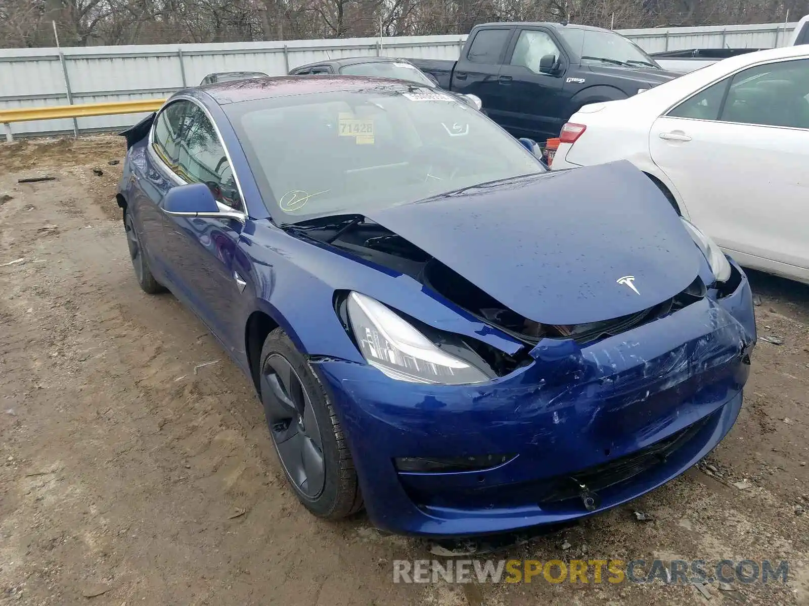 1 Photograph of a damaged car 5YJ3E1EB4KF191327 TESLA MODEL 3 2019