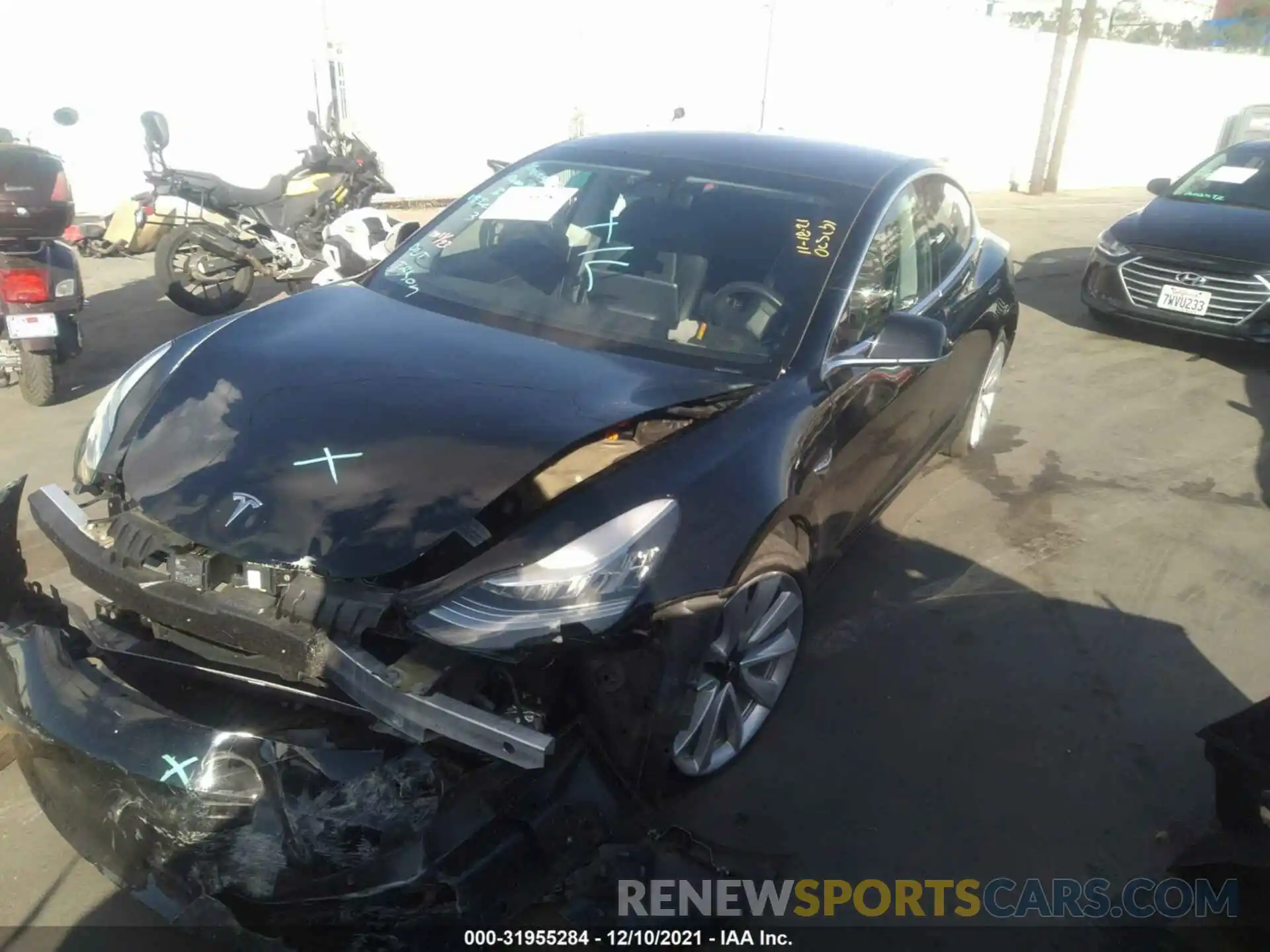 2 Photograph of a damaged car 5YJ3E1EB4KF191960 TESLA MODEL 3 2019