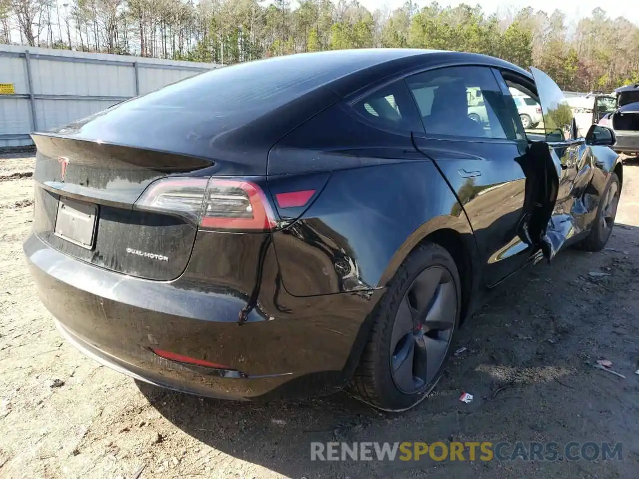 4 Photograph of a damaged car 5YJ3E1EB4KF193420 TESLA MODEL 3 2019