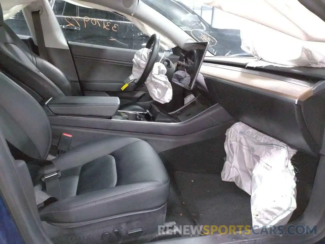 5 Photograph of a damaged car 5YJ3E1EB4KF210992 TESLA MODEL 3 2019