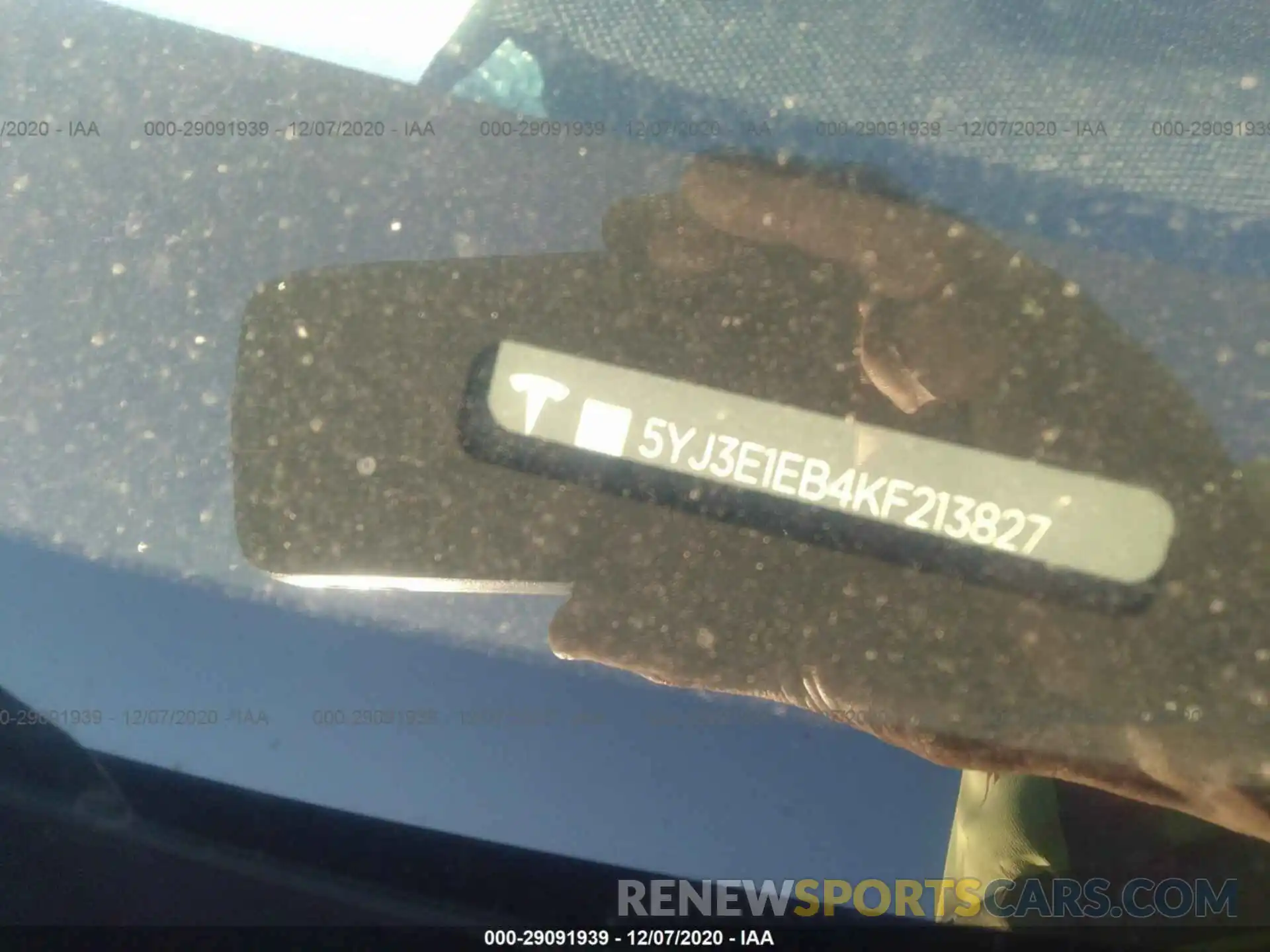 9 Photograph of a damaged car 5YJ3E1EB4KF213827 TESLA MODEL 3 2019