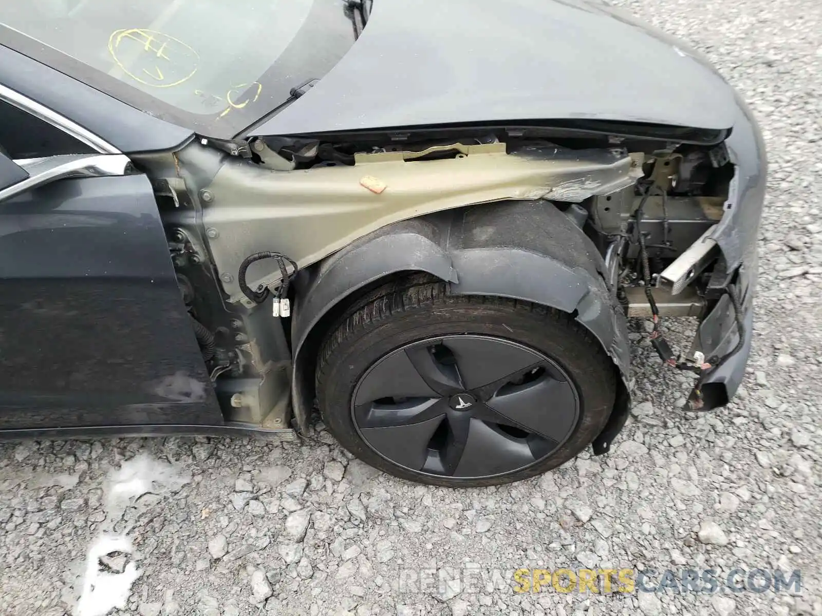 9 Фотография поврежденного автомобиля 5YJ3E1EB4KF214170 TESLA MODEL 3 2019