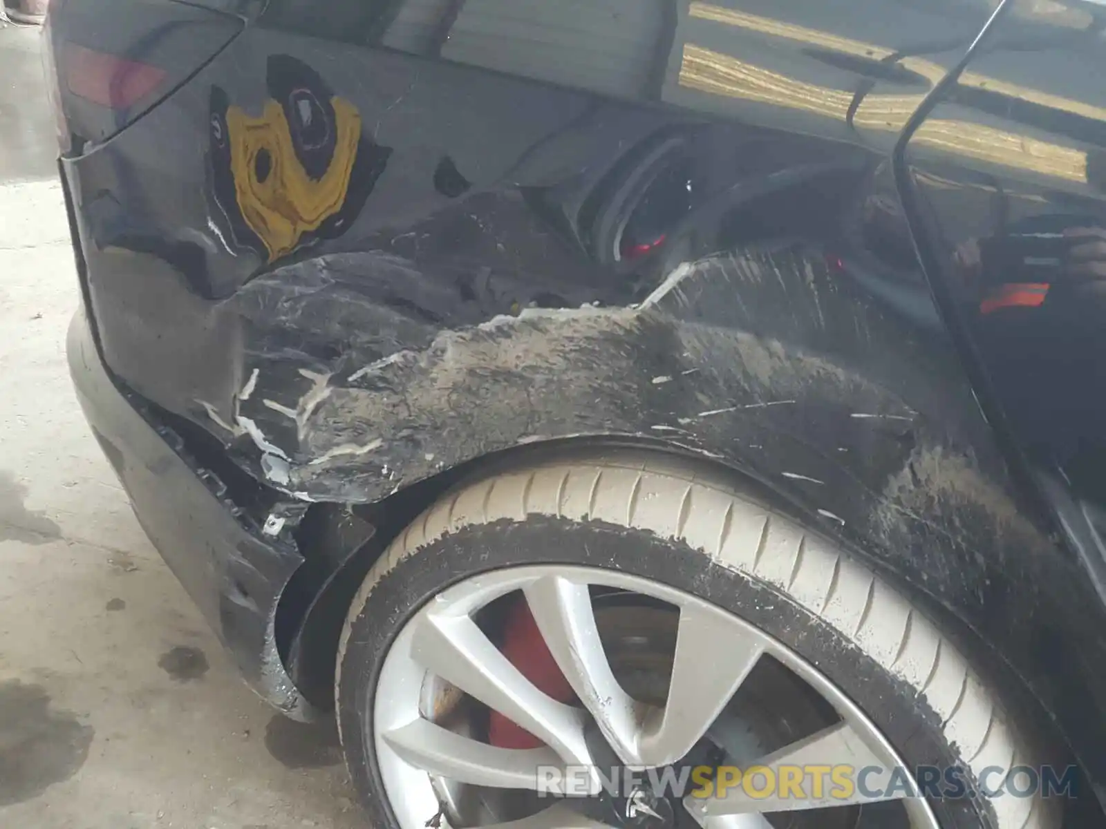 9 Фотография поврежденного автомобиля 5YJ3E1EB4KF237500 TESLA MODEL 3 2019
