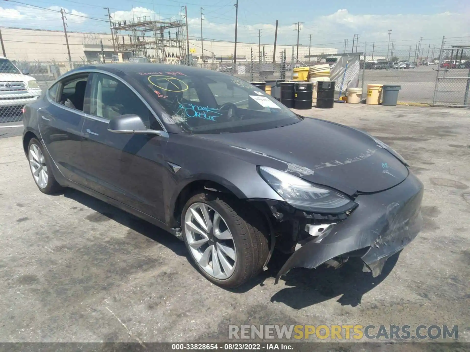 1 Фотография поврежденного автомобиля 5YJ3E1EB4KF364697 TESLA MODEL 3 2019